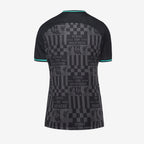 Camisa Feminina Nike LeBron James Liverpool FC I Torcedora